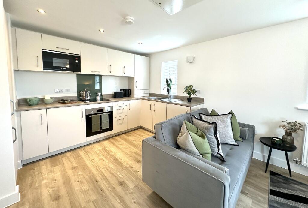 Main image of property: Lutterworth Road,
Burbage,
Hinckley,
LE10 2DL